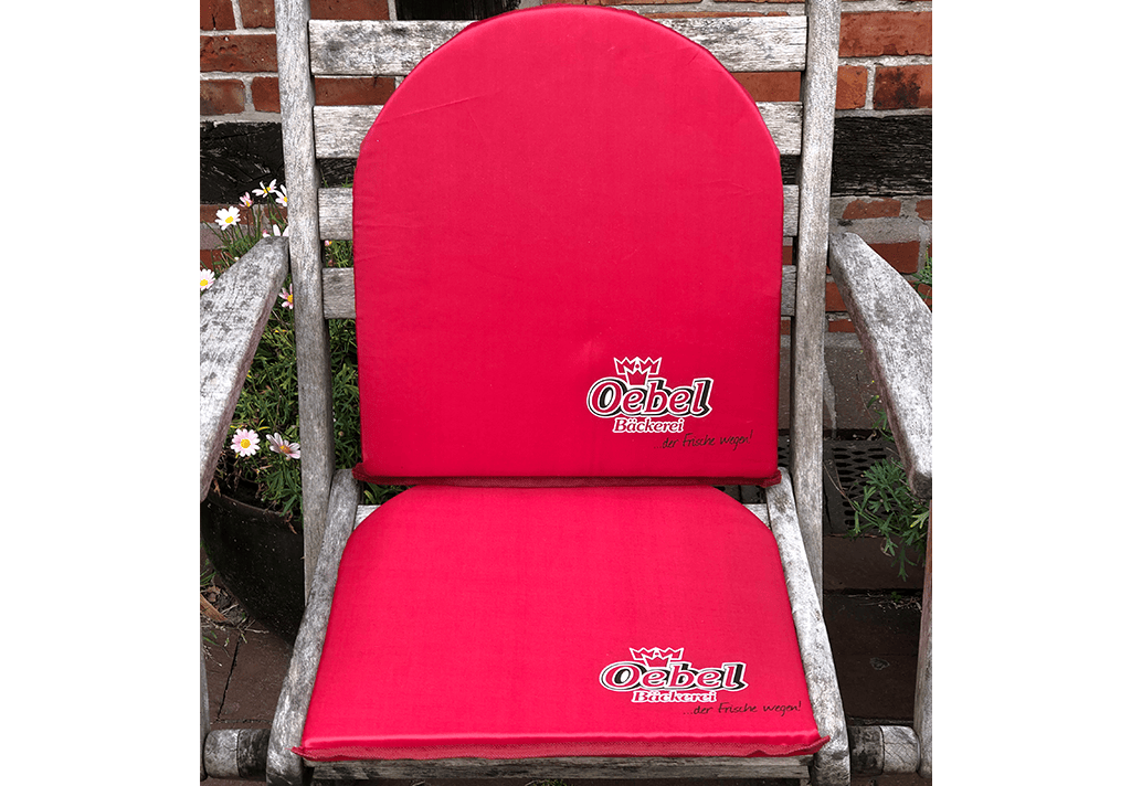 Auch bei Outdoor-Aktivitäten beliebt – lassen Sie von uns Ihre Sitzkissen bedrucken!